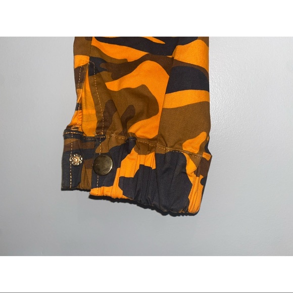 Women’s "Sorella" camo cargo pants - Picture 5 of 5